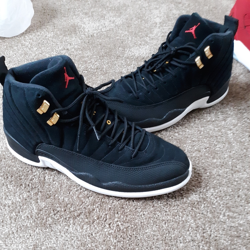 Jordan taxi's. Size 12